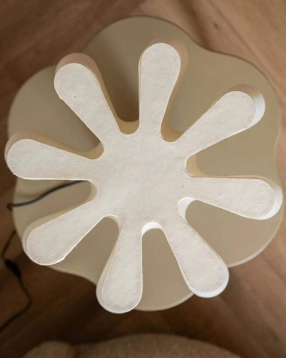 Viraaella lámpara de mesa