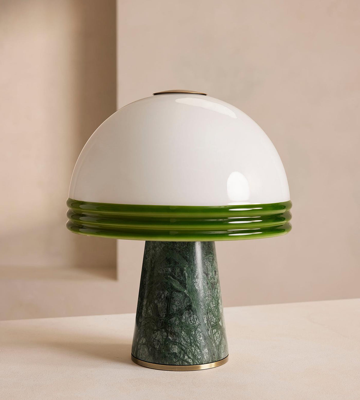 Ivy lámpara de mesa