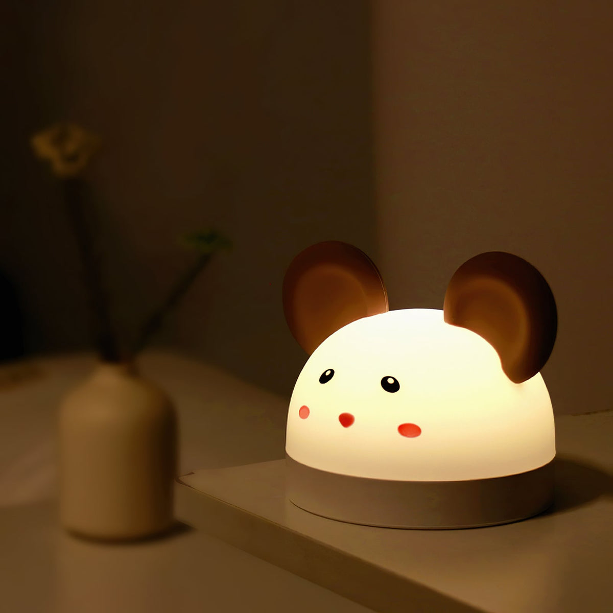 Mochi lámpara de mesa