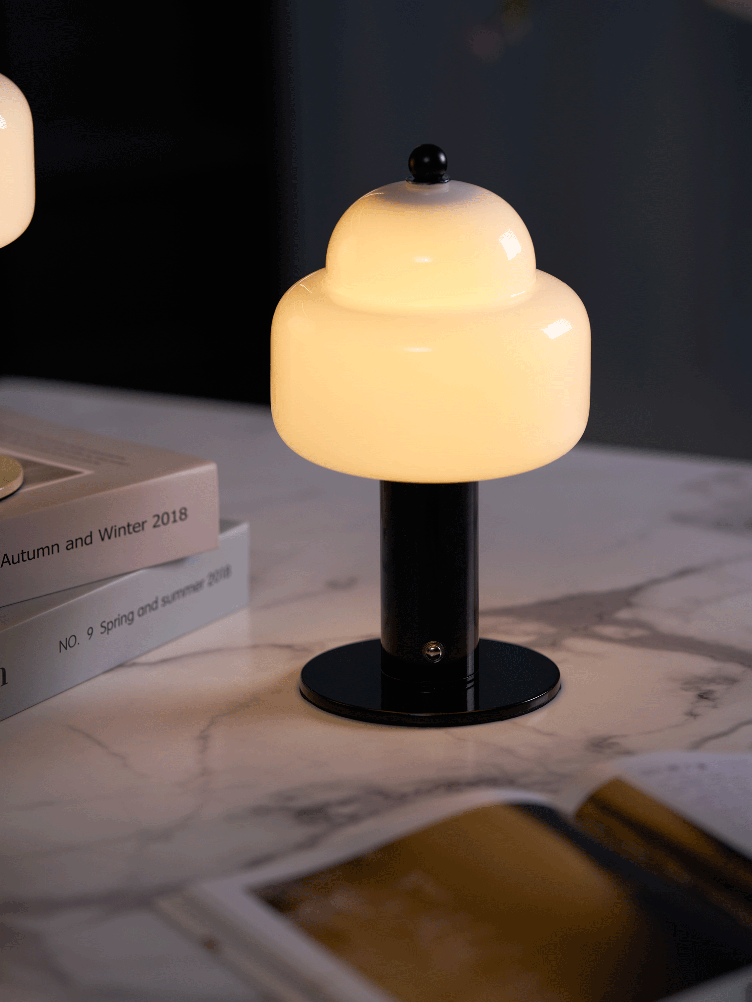 Avenaella lámpara de mesa moderna