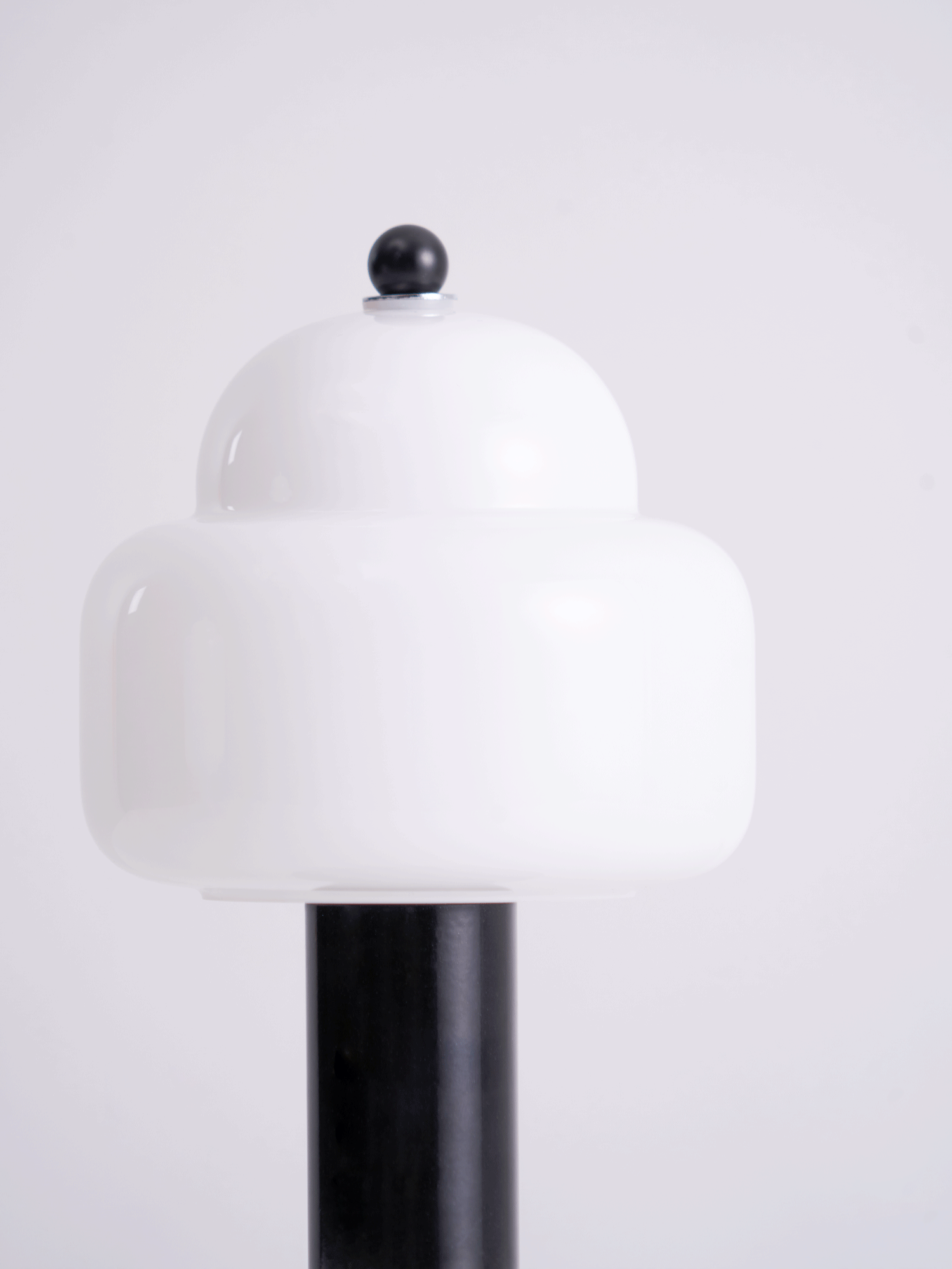 Avenaella lámpara de mesa moderna