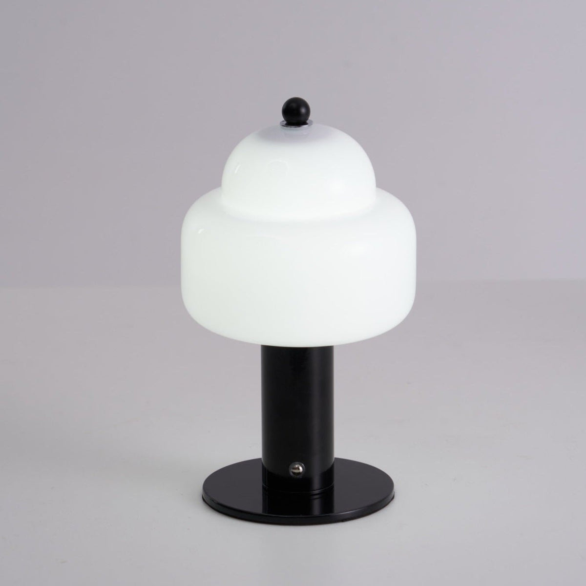 Avenaella lámpara de mesa moderna