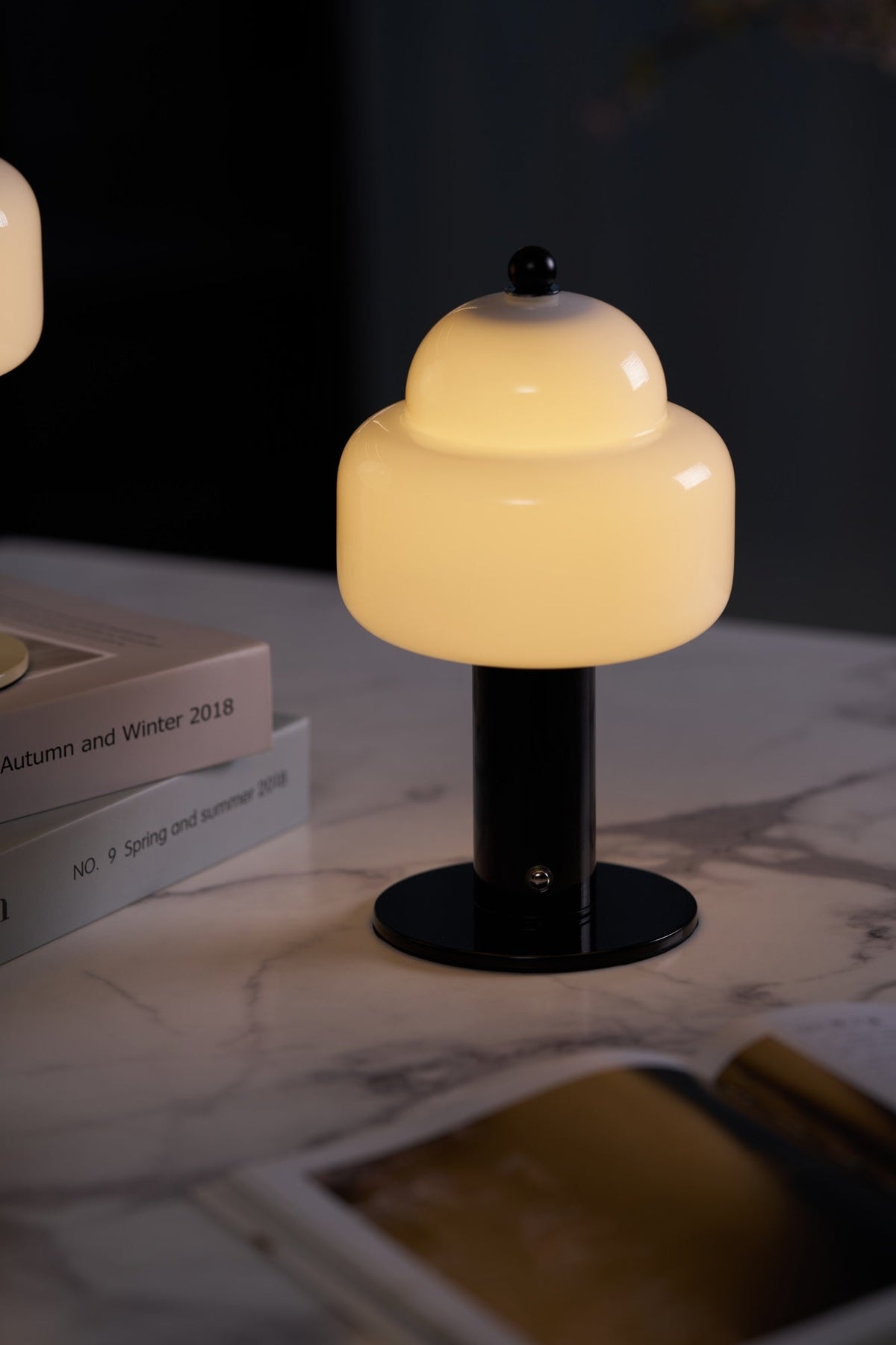 Avenaella lámpara de mesa moderna