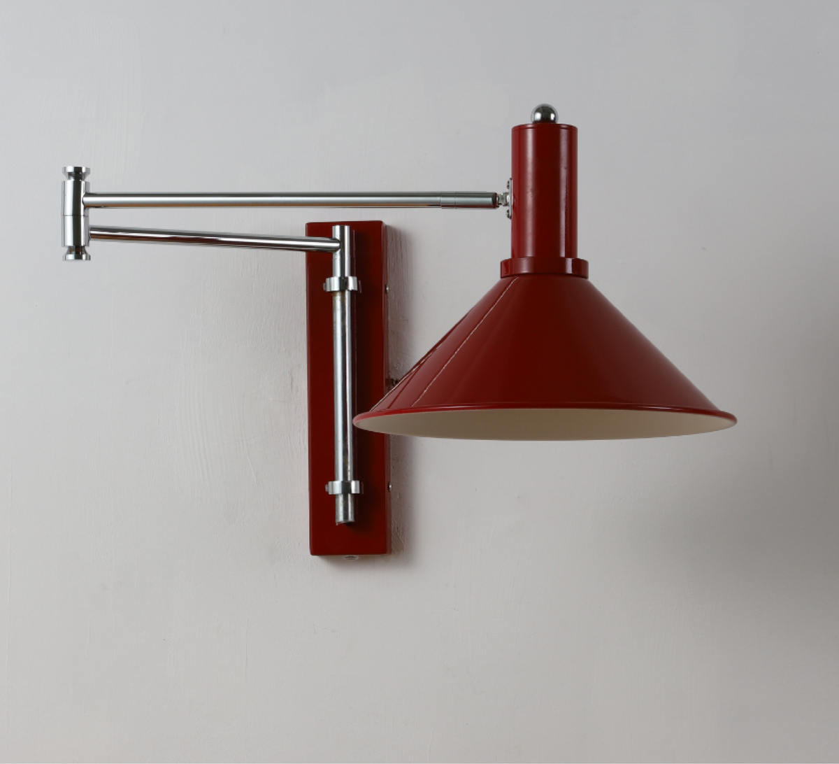 Aplique de pared Cone Swing Arm