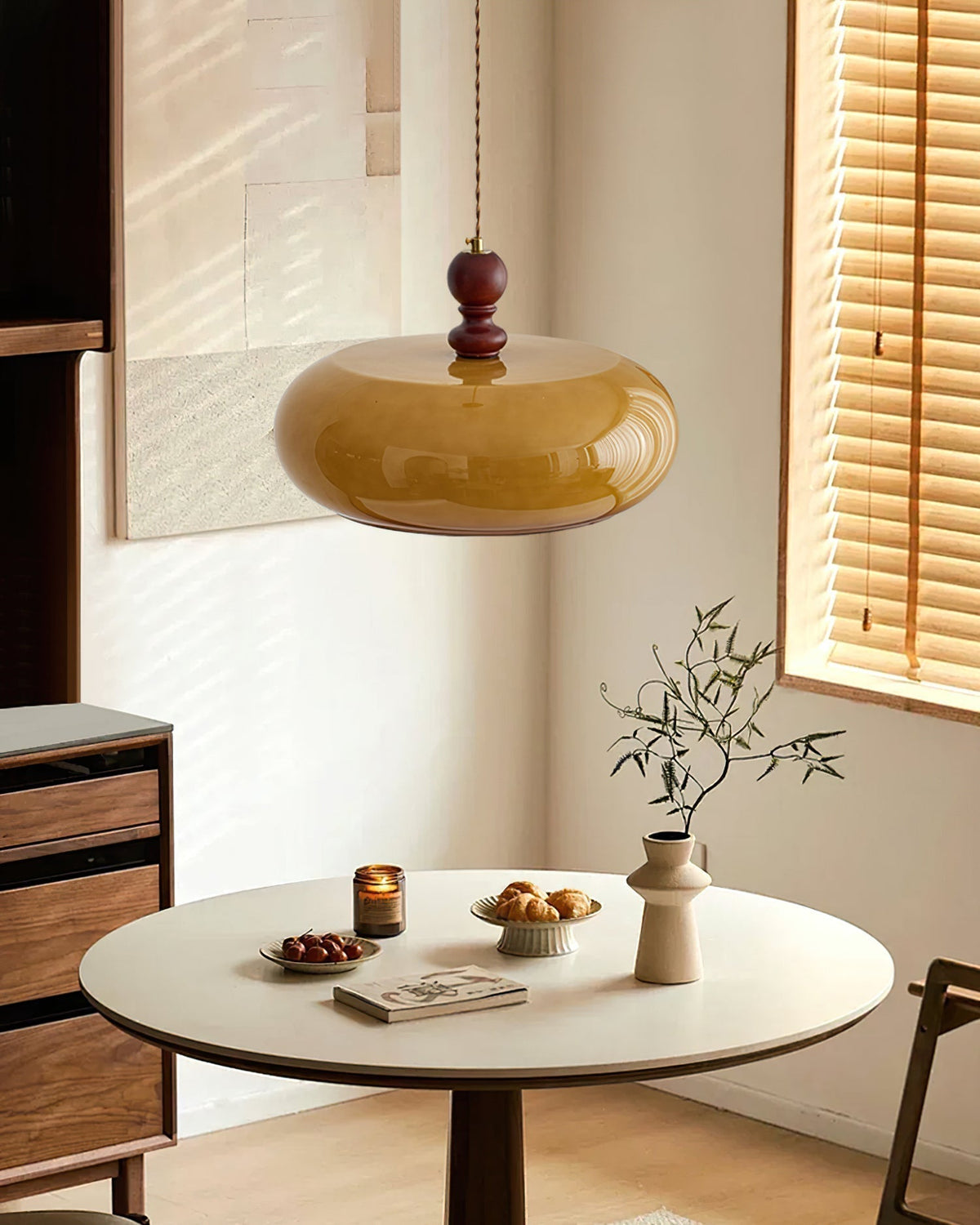 Arthur lámpara colgante con pantalla de vidrio ámbar