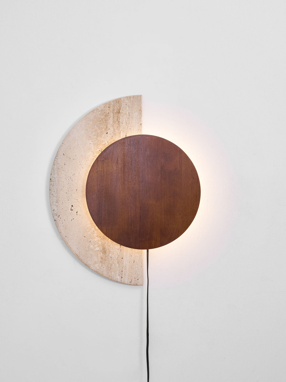 Crescent Halo enchufe-in aplique de pared enchufable