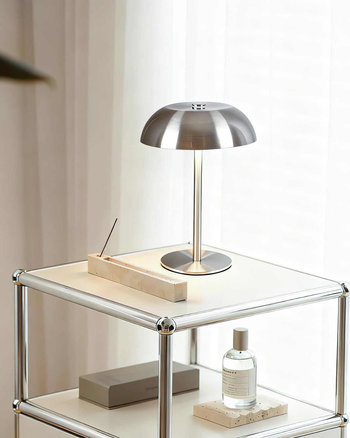 Seleline lámpara de mesa con carga