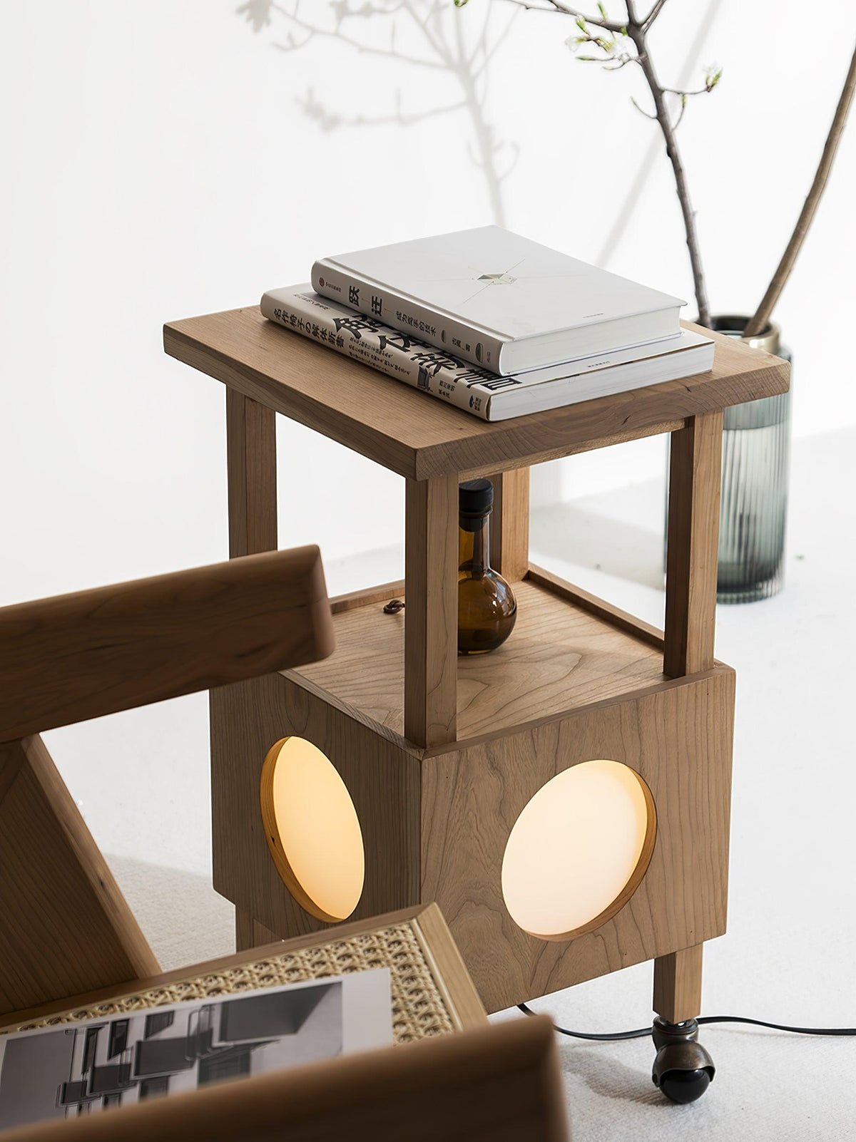 Selalira lámpara de mesa Cubby móvil