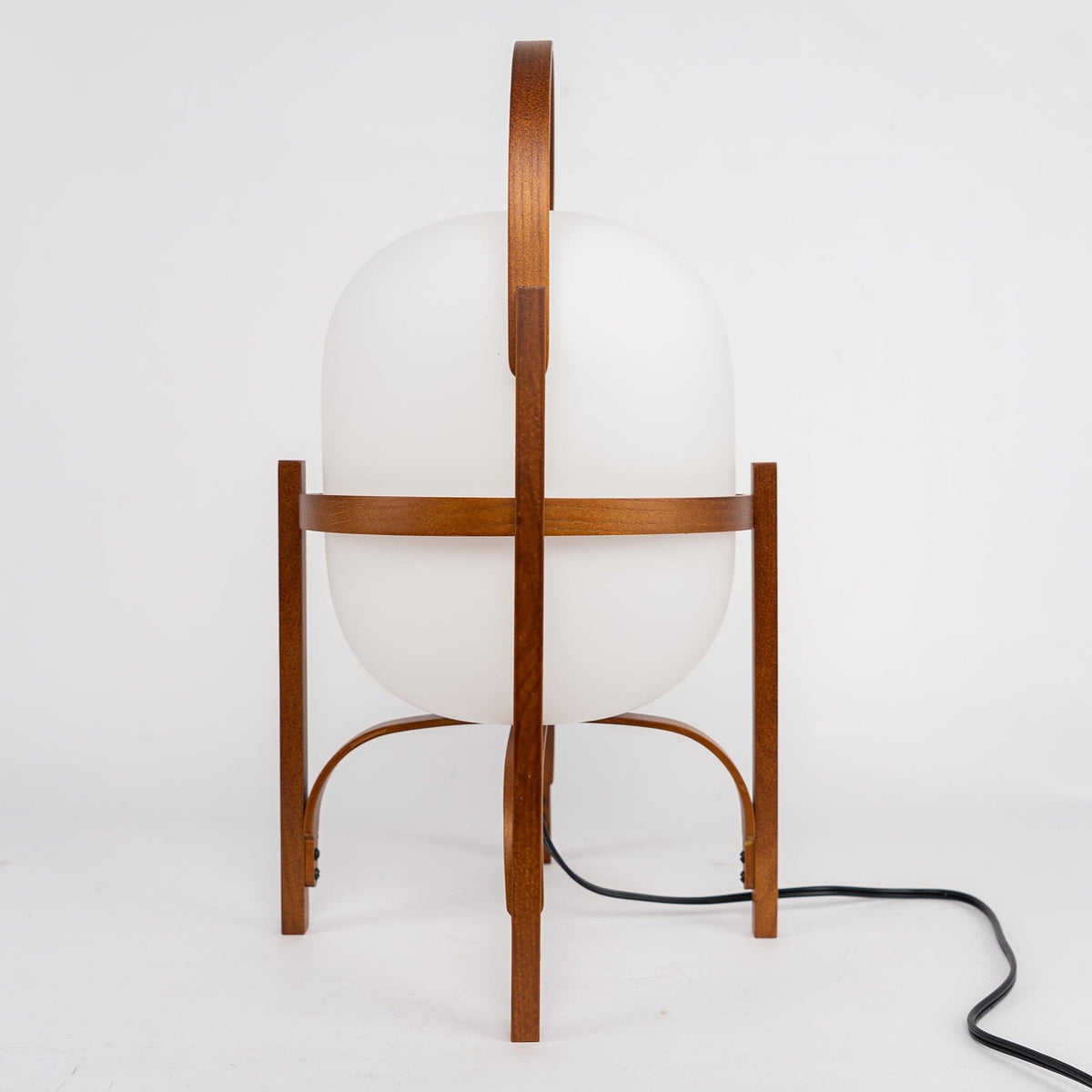Lethra lámpara de mesa de madera y vidrio