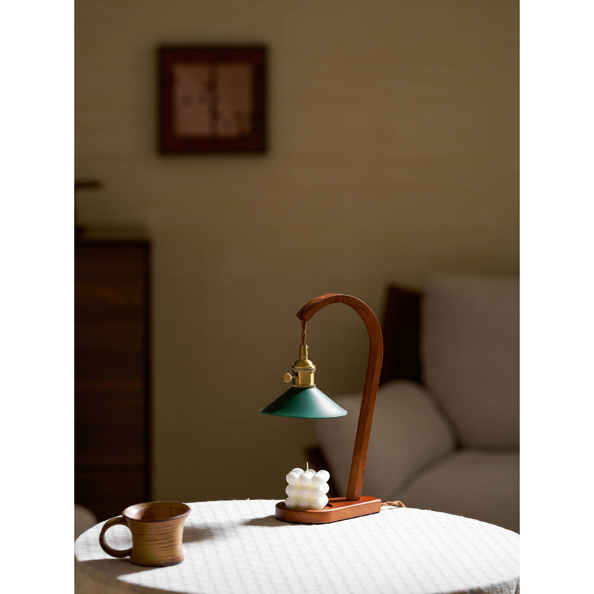 Oreliira lámpara de mesa