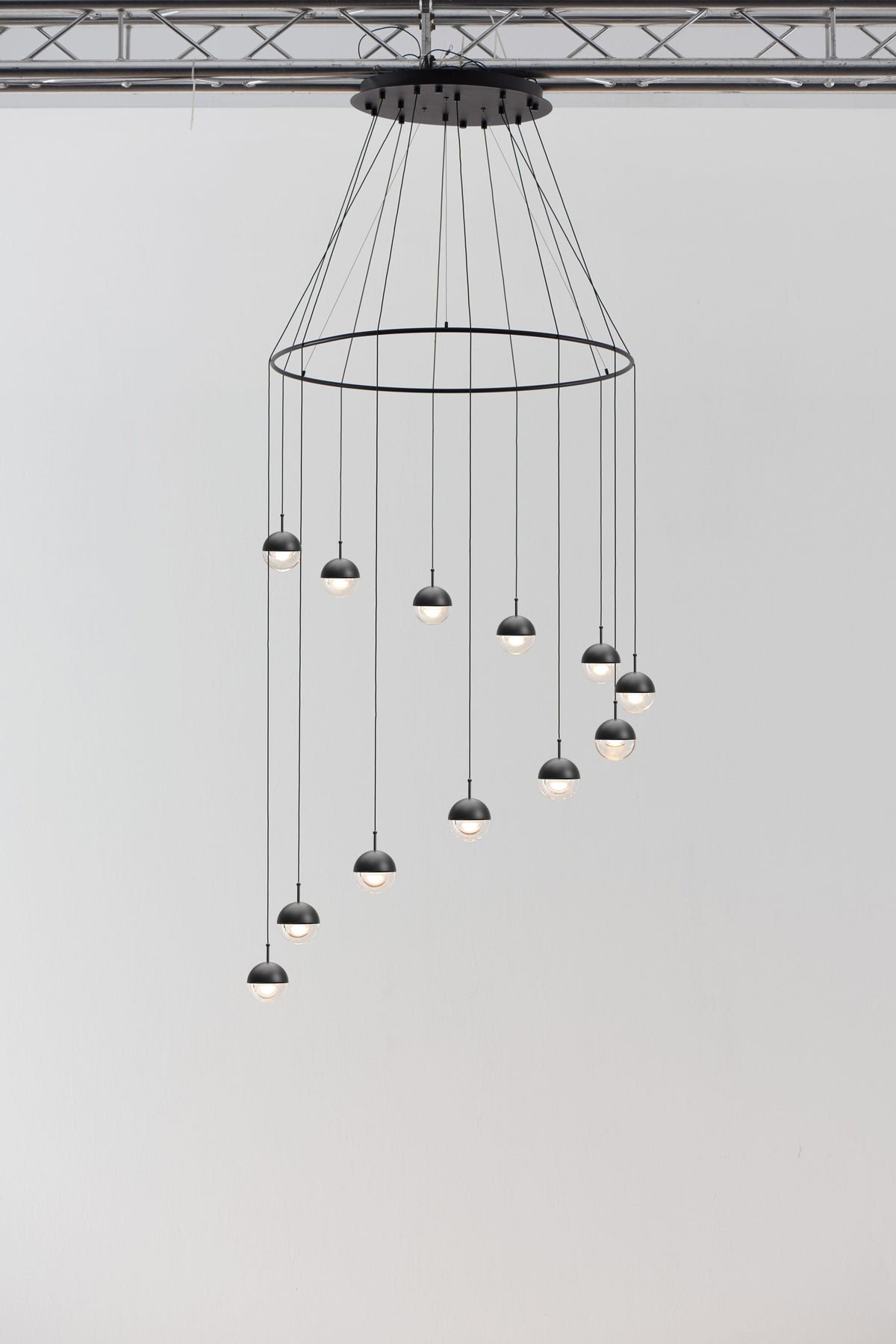 Zaneth lámpara colgante de acero vidrio multi-gota minimalista para escalera