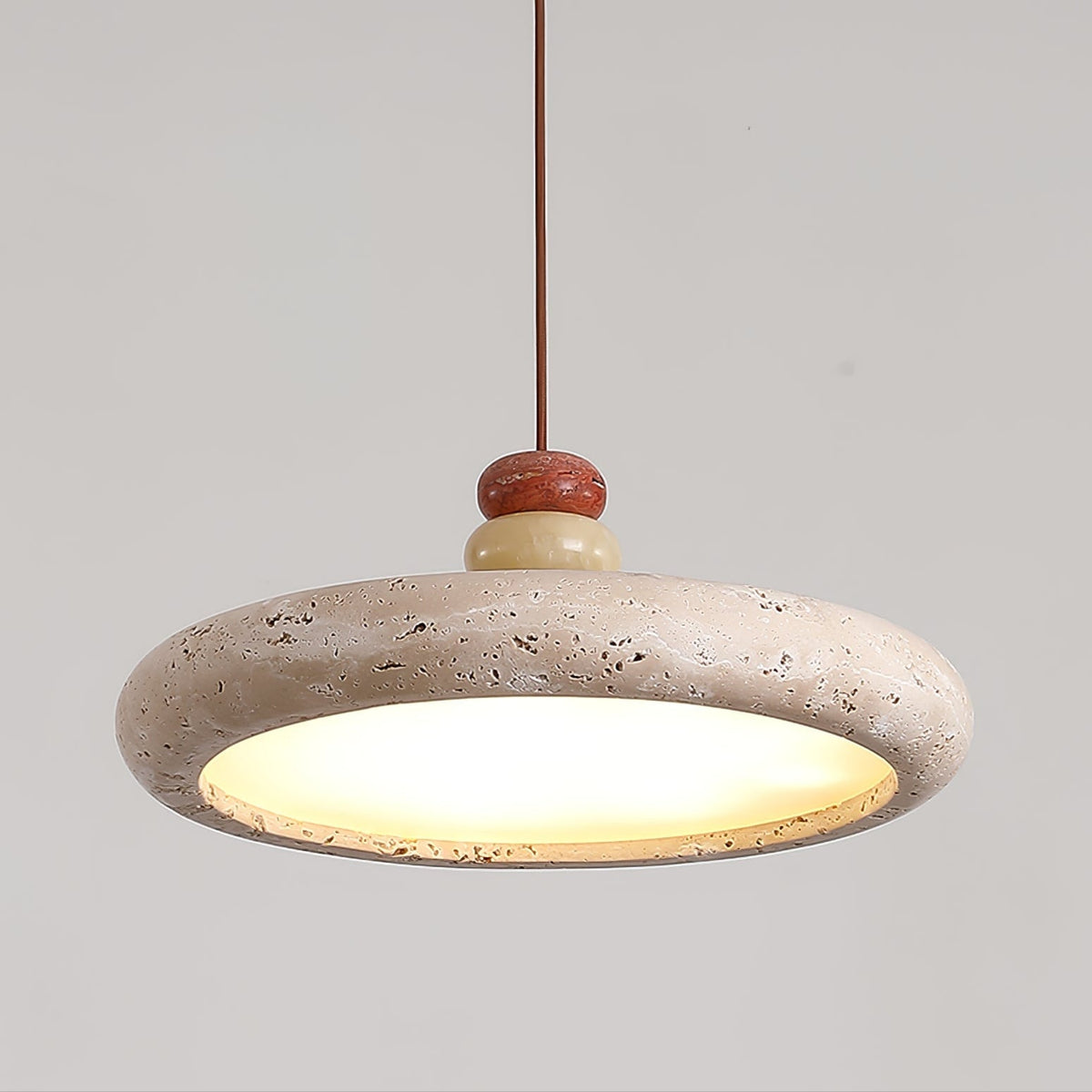Cuvarora lámpara colgante de disco en travertino