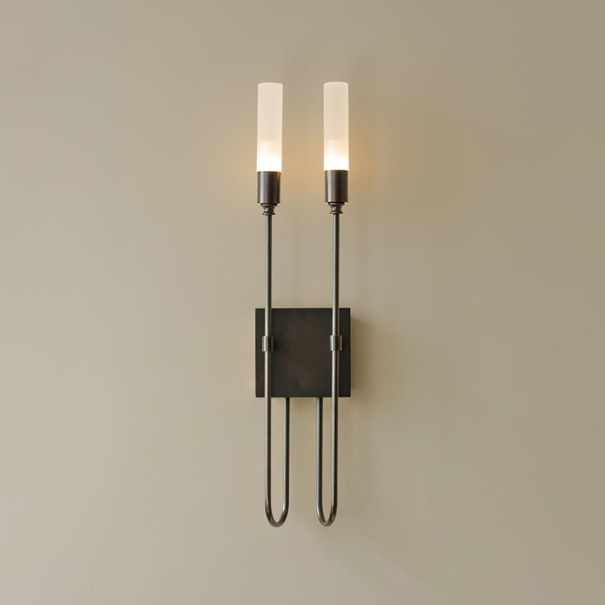 Yvori aplique de pared con doble varilla minimalista