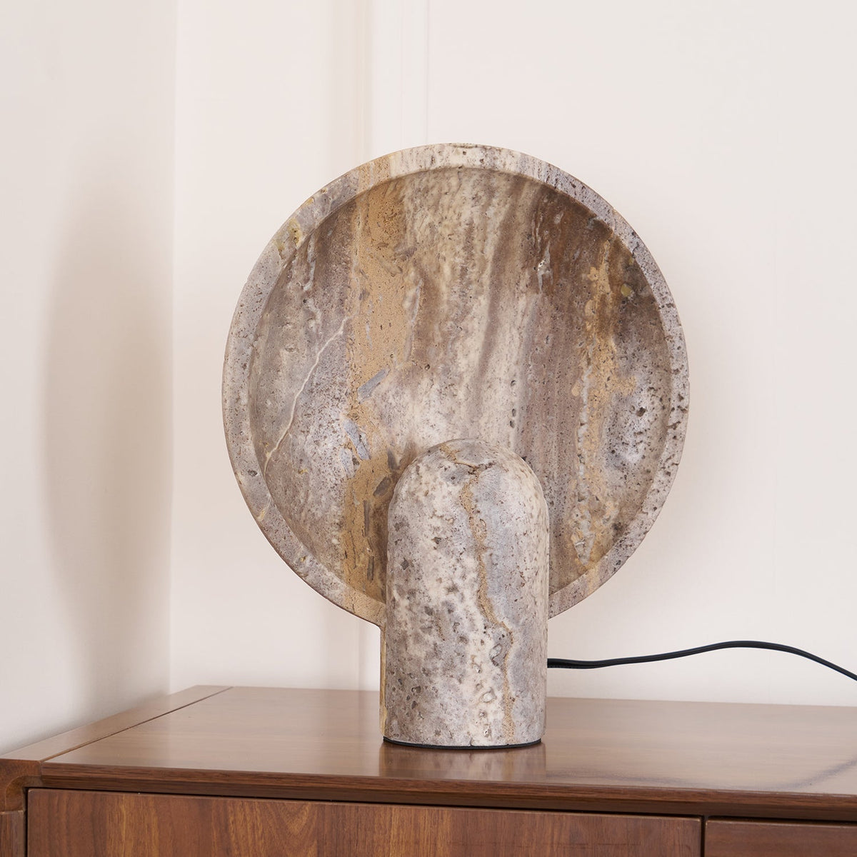 Valemu lámpara de mesa Saucer-Base travertino