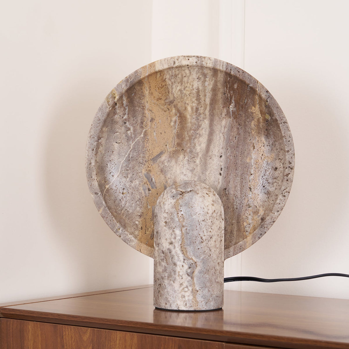 Valemu lámpara de mesa Saucer-Base travertino