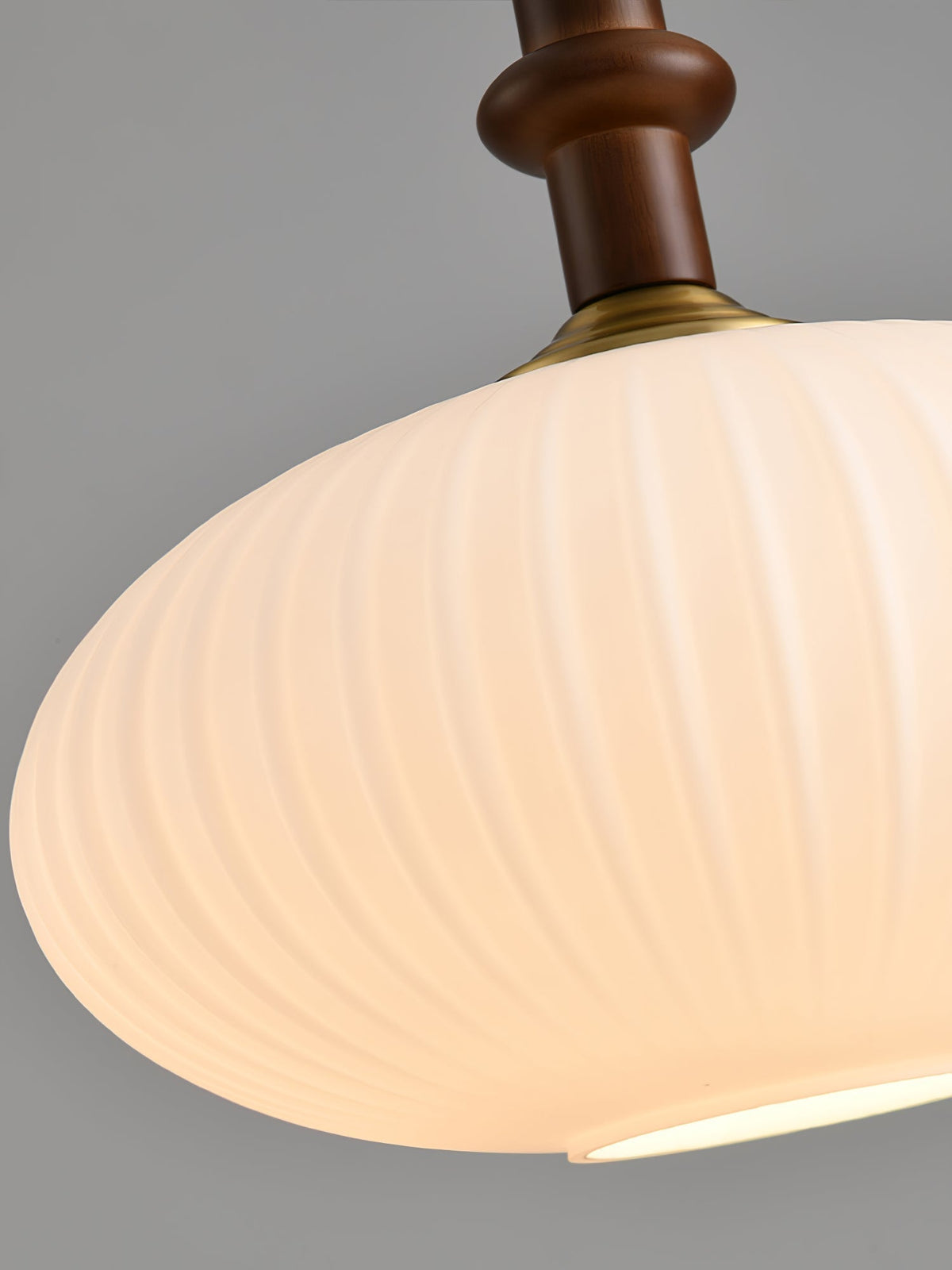 Iliror lámpara colgante tradicional de madera y vidrio