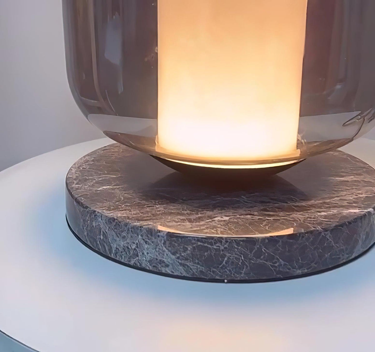 Aaron lámpara de mesa moderna de mármol