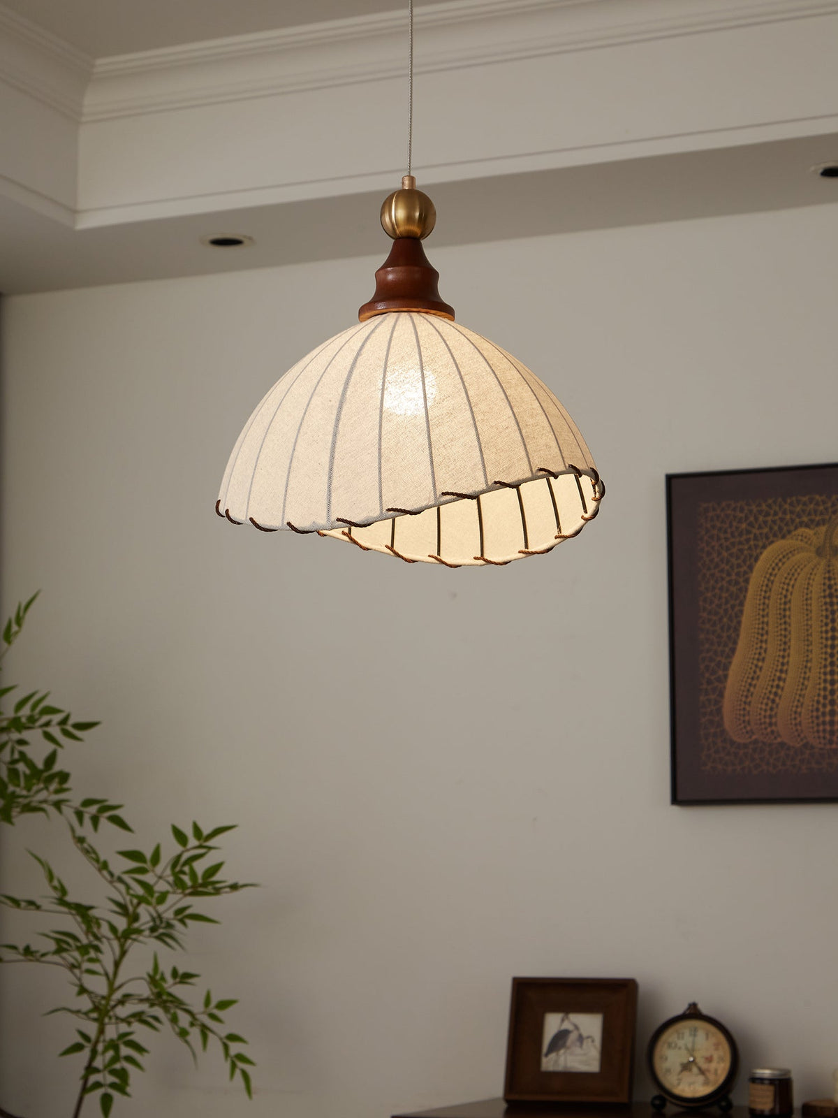 Earian lámpara colgante elegante de madera y tejido