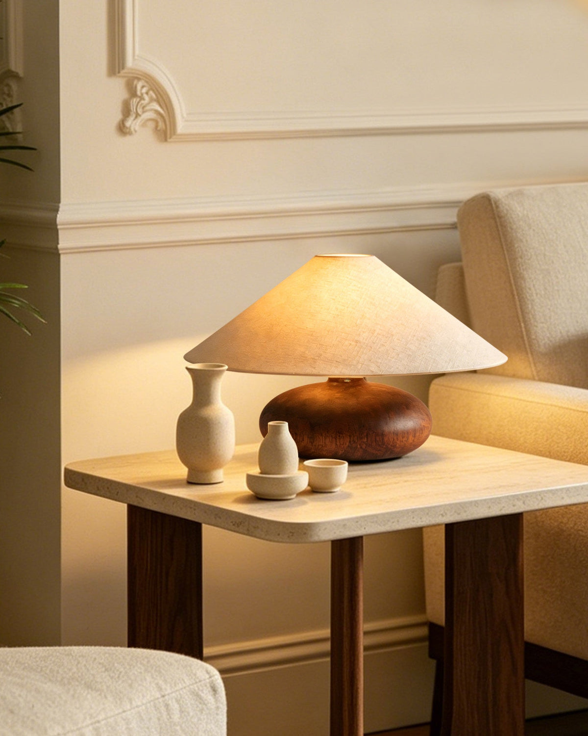 Acorn lámpara de mesa