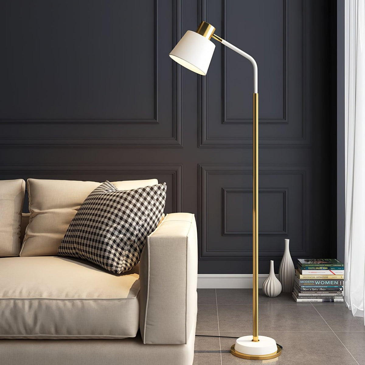Xildas lámpara de pie minimalista en negro y dorado