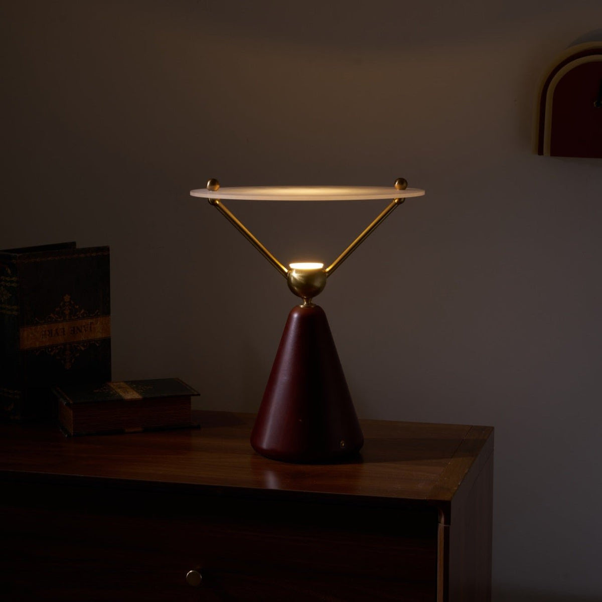 Balance lámpara de mesa moderna de madera