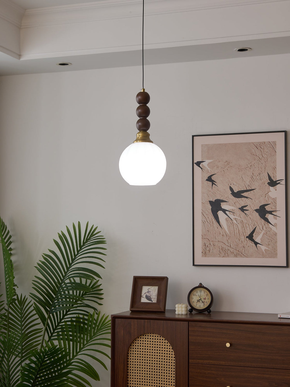 Vothaila lámpara colgante con elegancia tradicional y estilo vintage de vidrio, madera