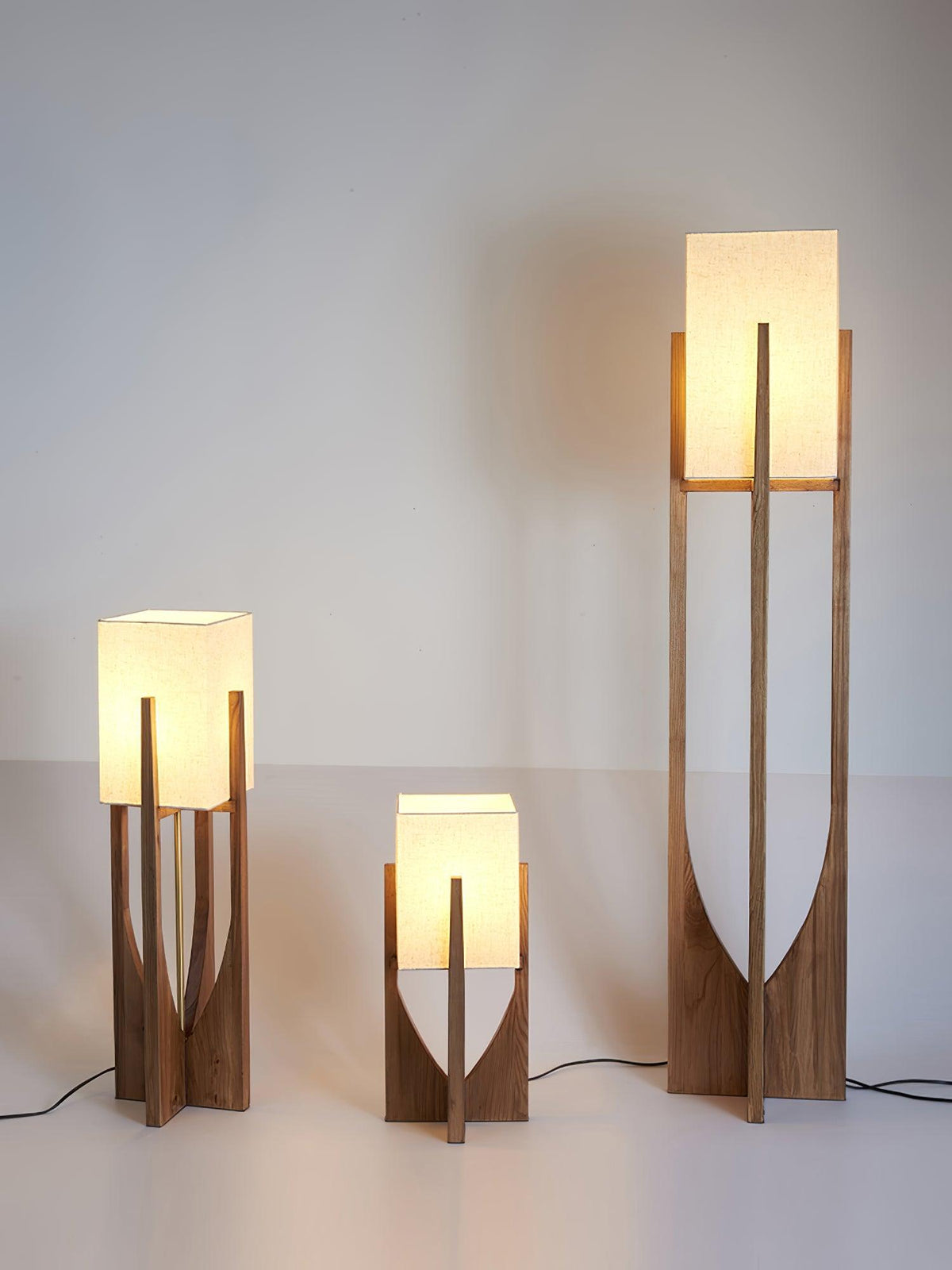 Syleia lámpara de pie de madera moderna