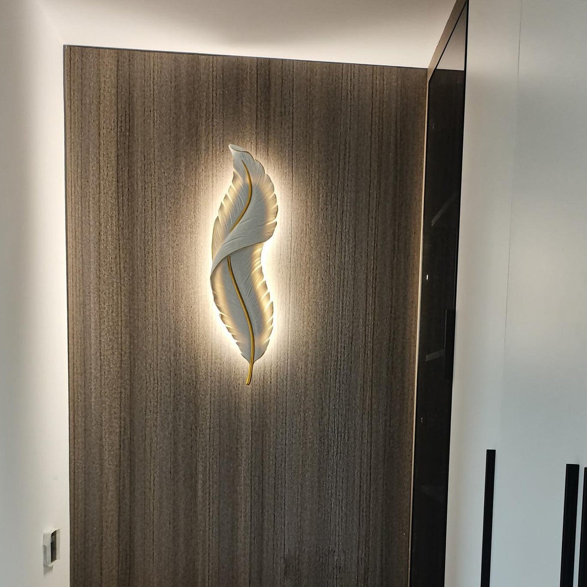 Arvess aplique de pared individual de resina Creatividad Pluma
