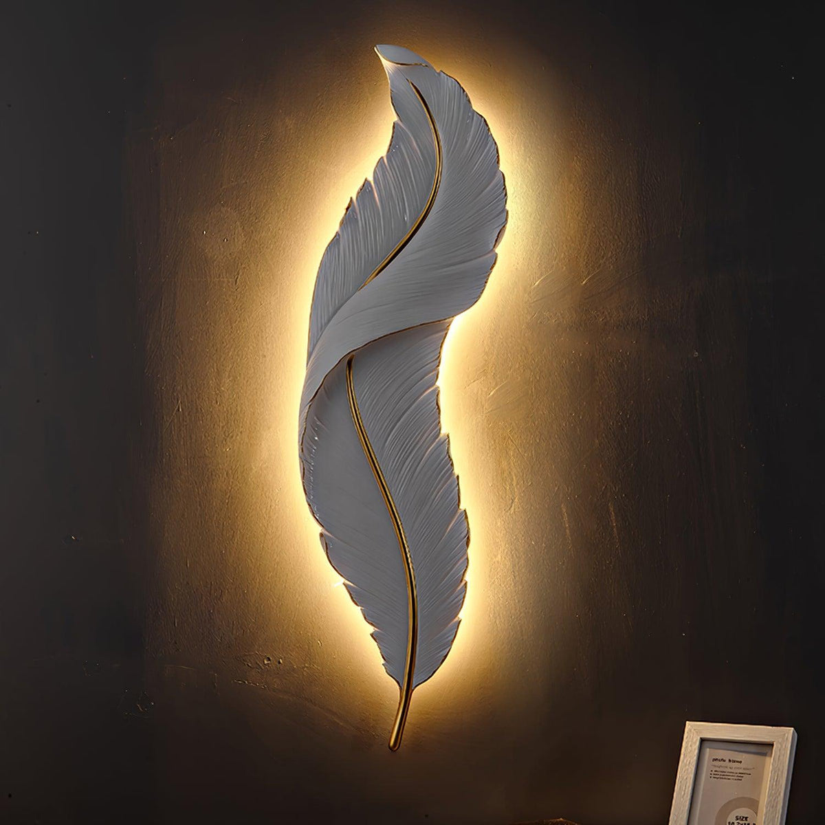 Arvess aplique de pared individual de resina Creatividad Pluma
