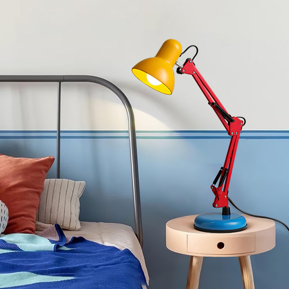 Aven lámpara de mesa moderna