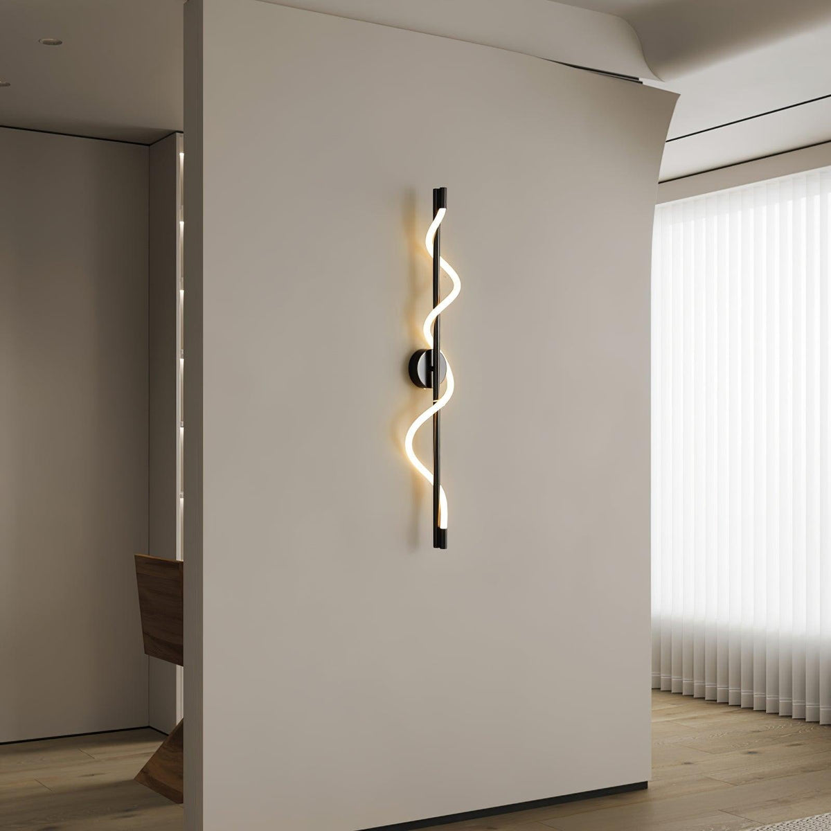 Nivelo aplique de pared escultórico de latón y silicona