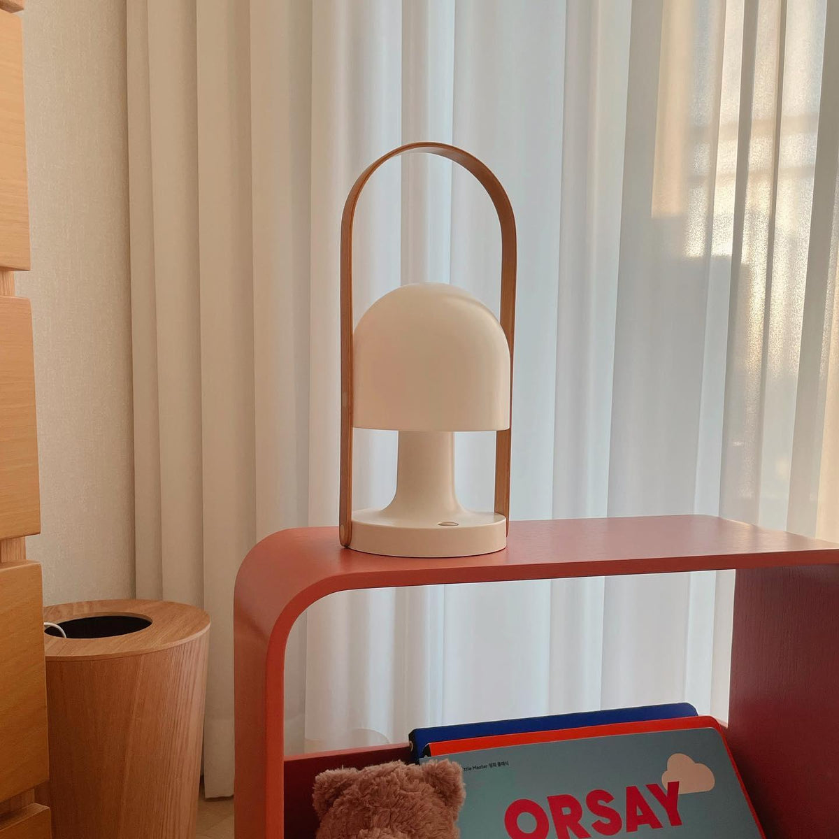 Nerys lámpara de mesa escandinava