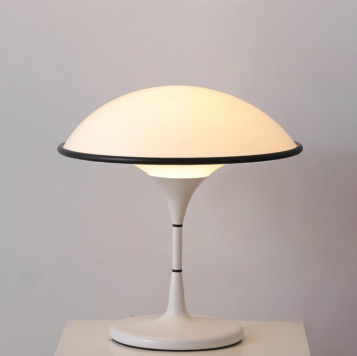 Revenor lámpara de mesa de acrílico futurista