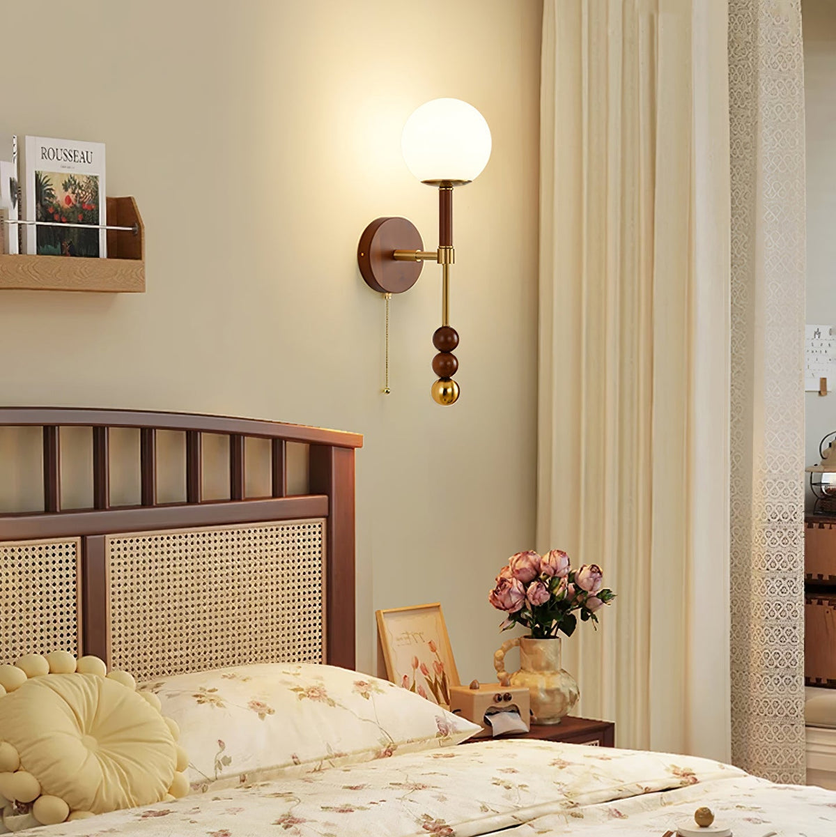Hilda aplique de pared Roma elegancia de madera