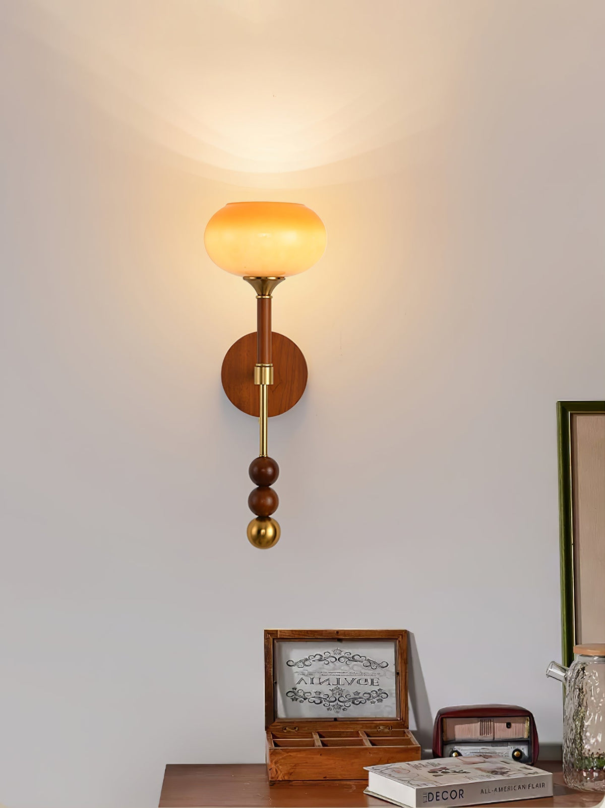 Hilda aplique de pared Roma elegancia de madera