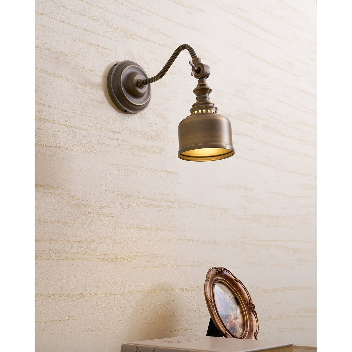 Orelelenne aplique de pared Gooseneck
