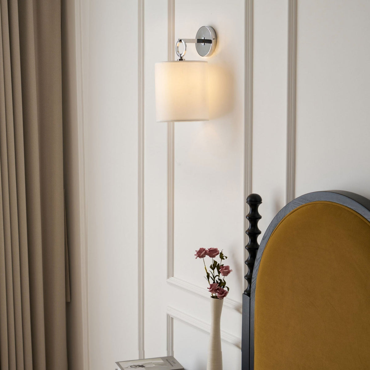 Silva Lámpara de Pared con Pantalla Cilíndrica de Tela para Granja