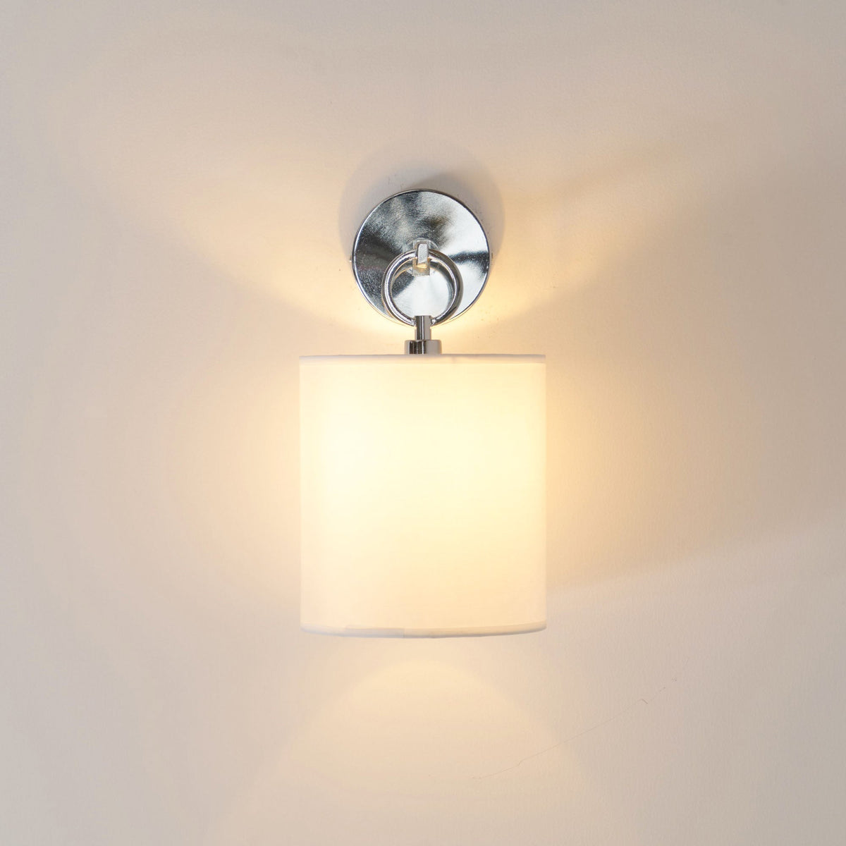 Calenina aplique de pared