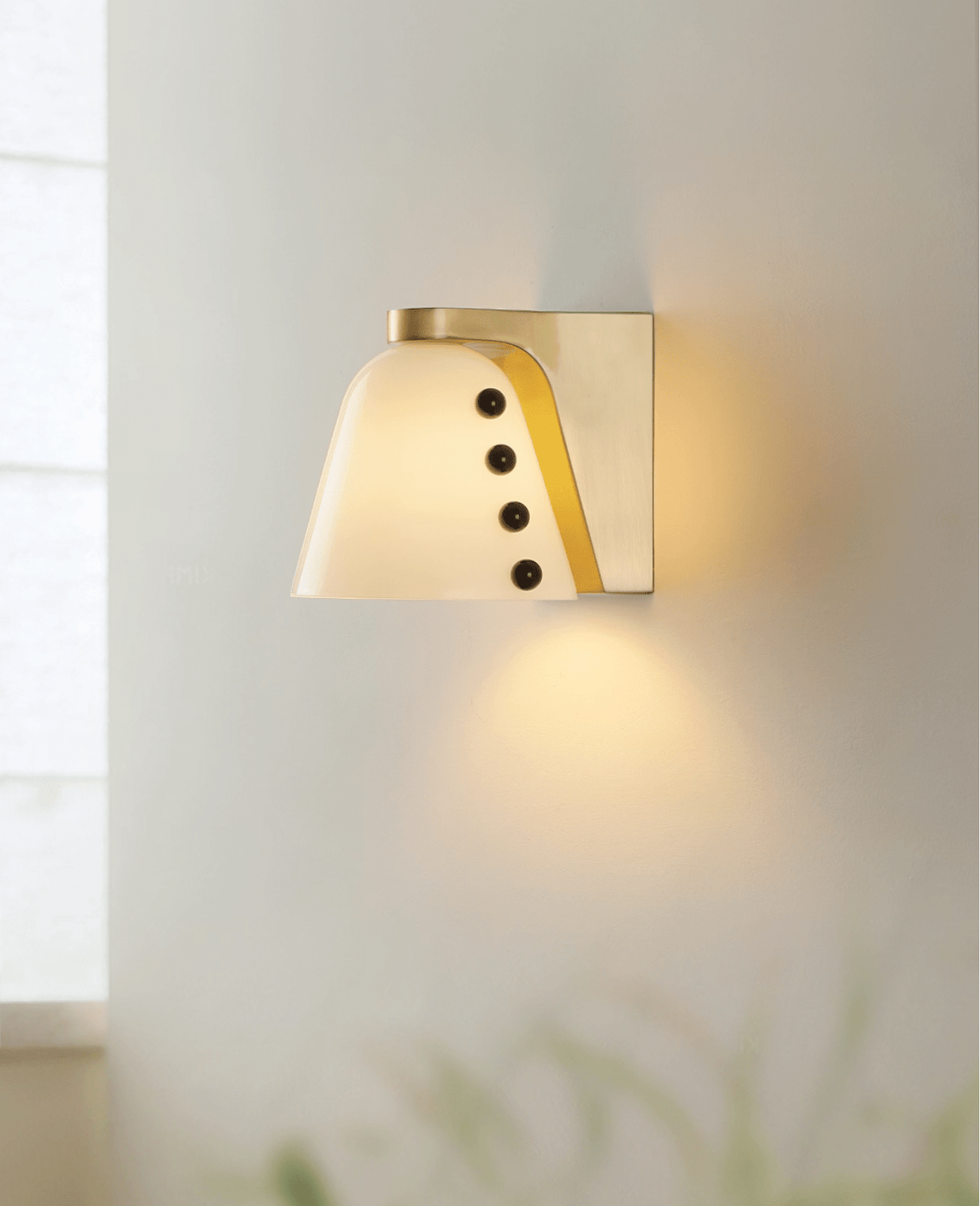 Jude aplique de pared Art Deco de vidrio