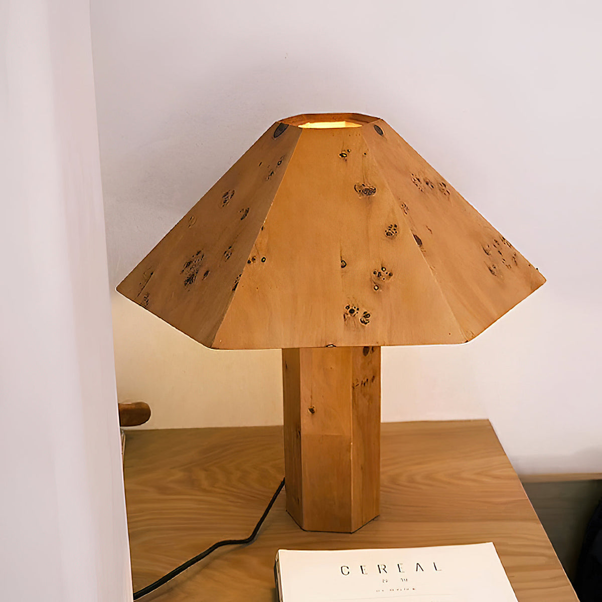 Lorvienne lámpara de mesa