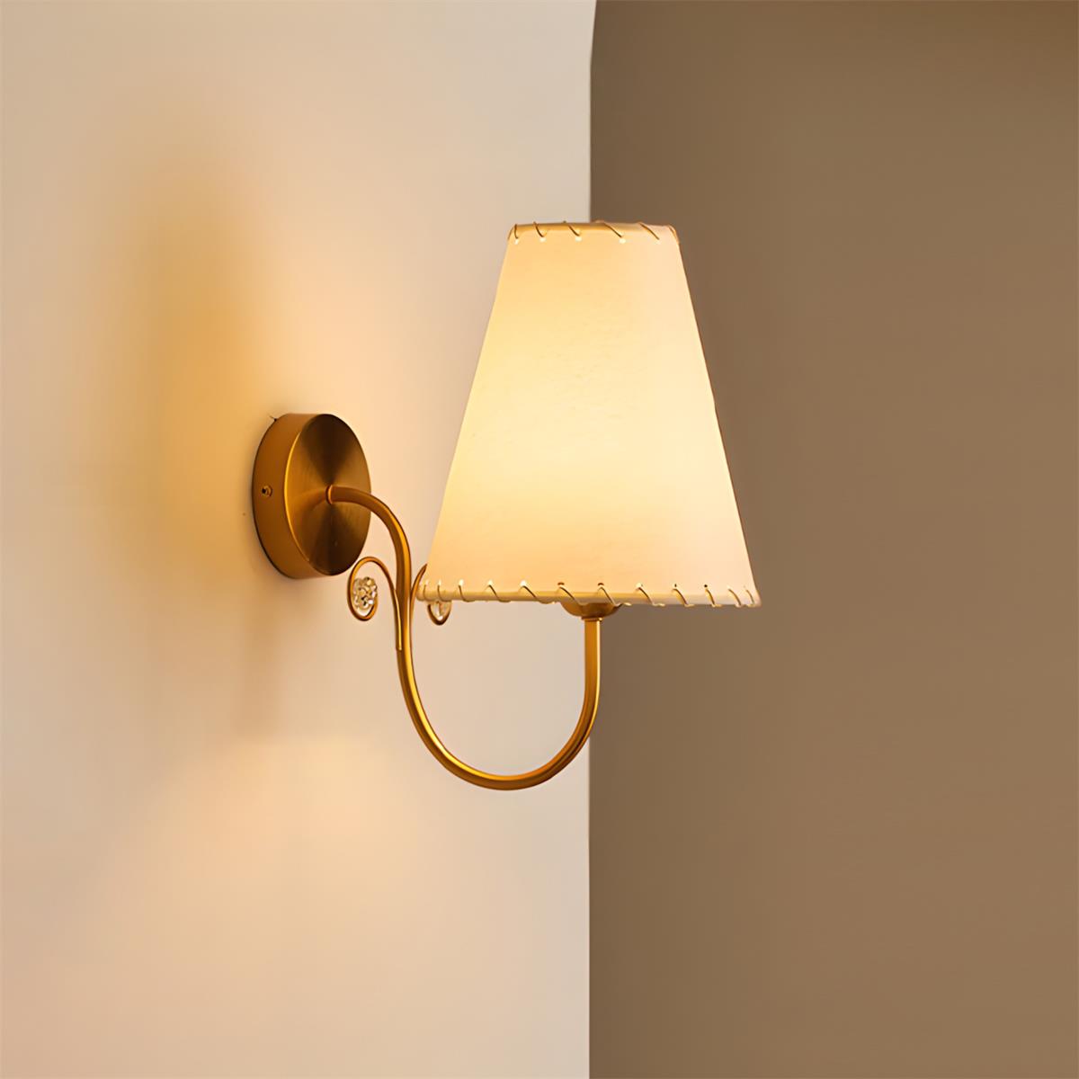 Greer aplique de pared Gentle Bend