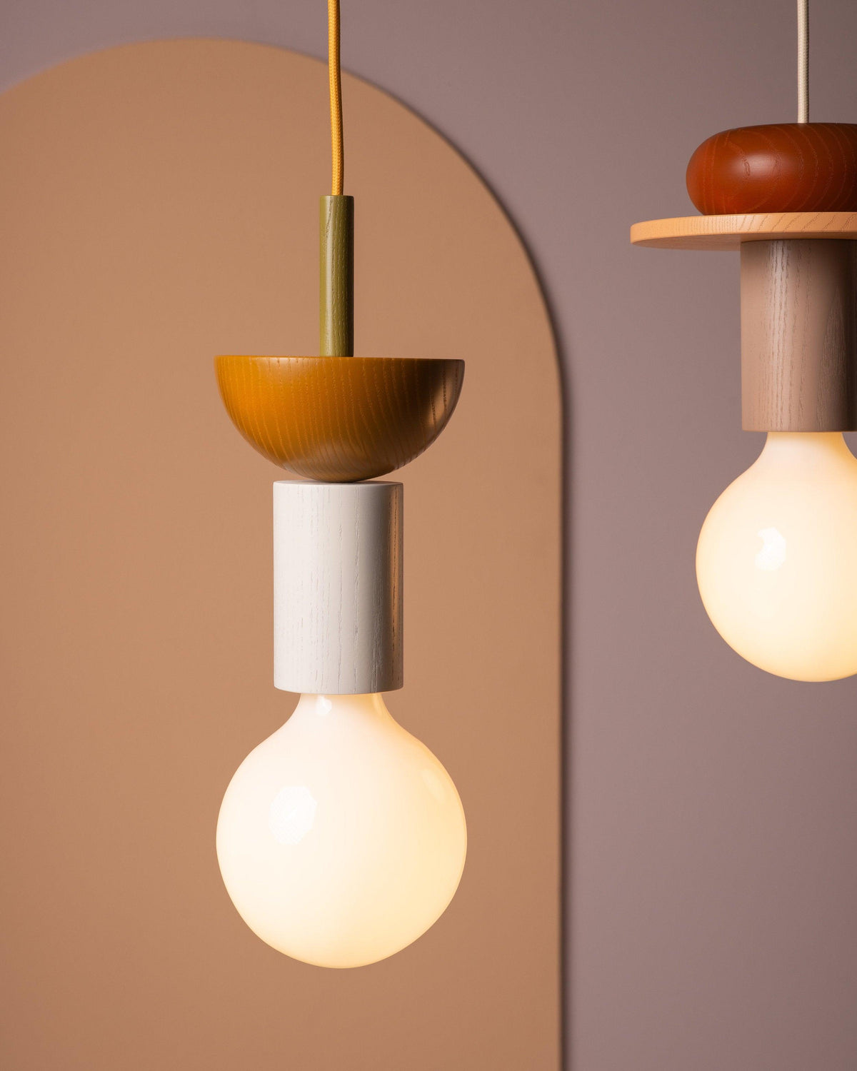 Gram lámpara colgante moderna de madera