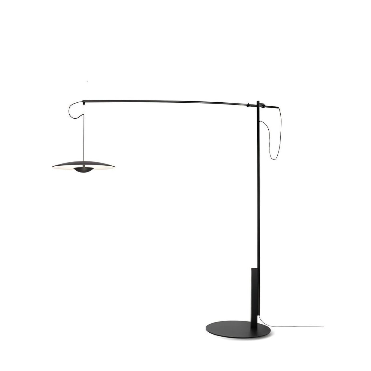 Ferinira lámpara de pie minimalista de aluminio