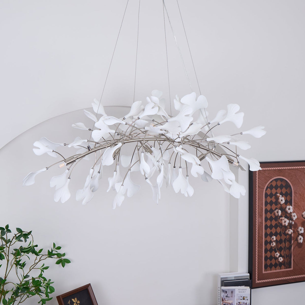 Oriiselle lámpara de araña Gingko pétalo cerámica dorada