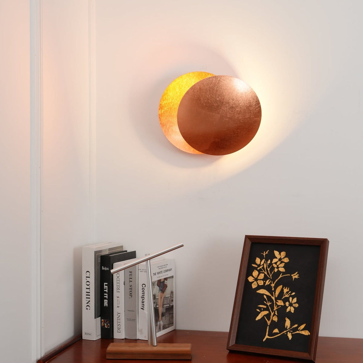 Fioris aplique de pared moderno y minimalista