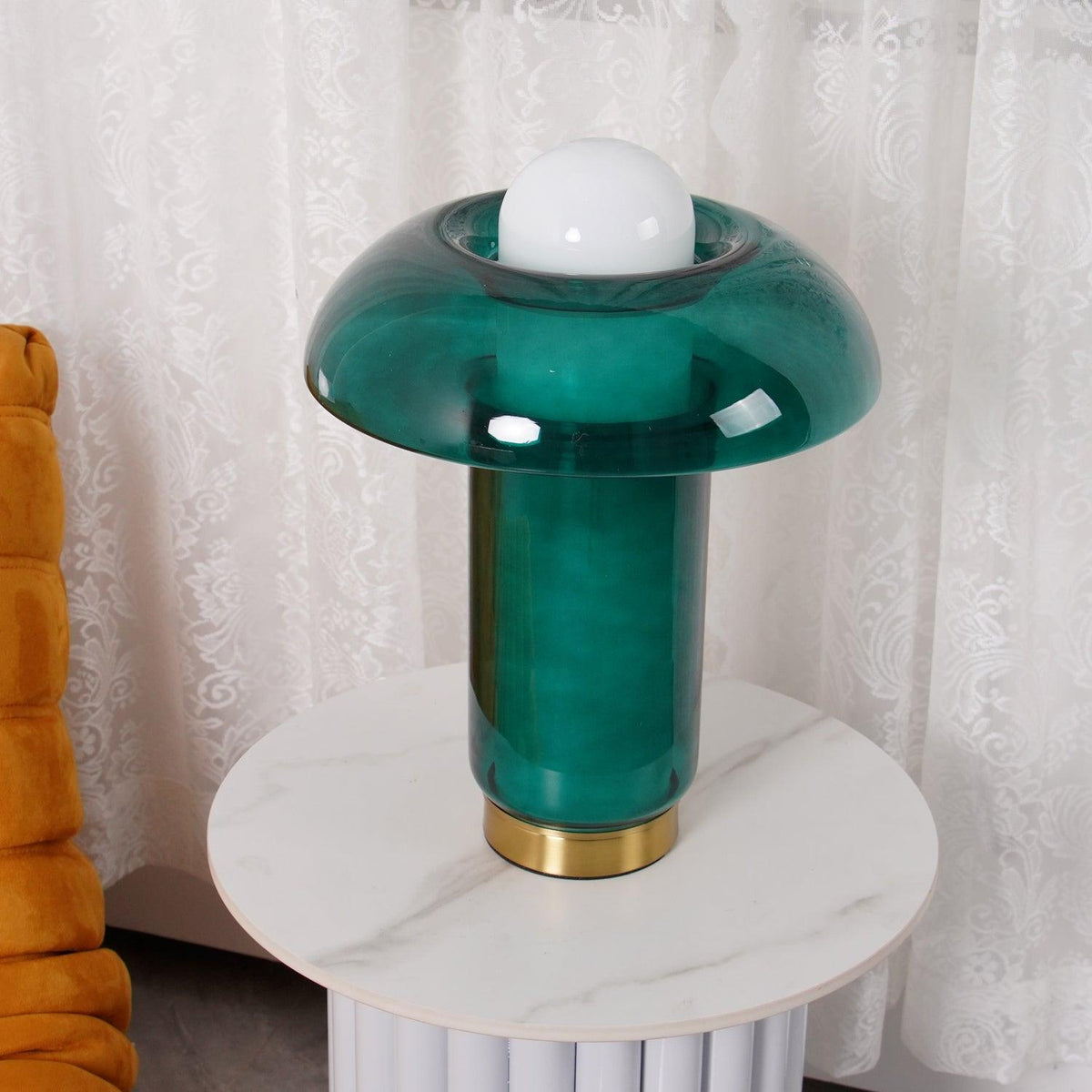 Navlen lámpara de mesa de vidrio verde