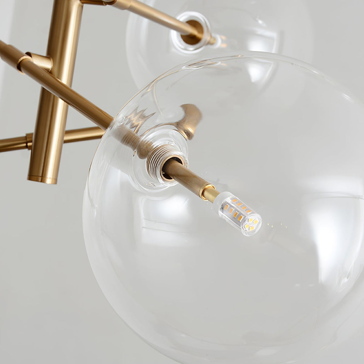 Orbit lámpara de araña contemporánea con bolas de vidrio