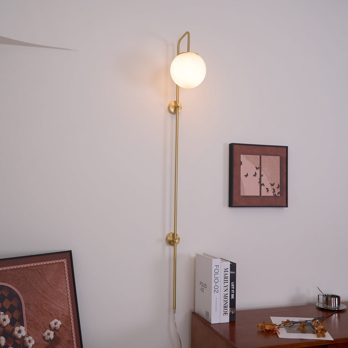 Evshaia aplique de pared Premium elegancia Globo con bombilla enchufable de latón y vidrio