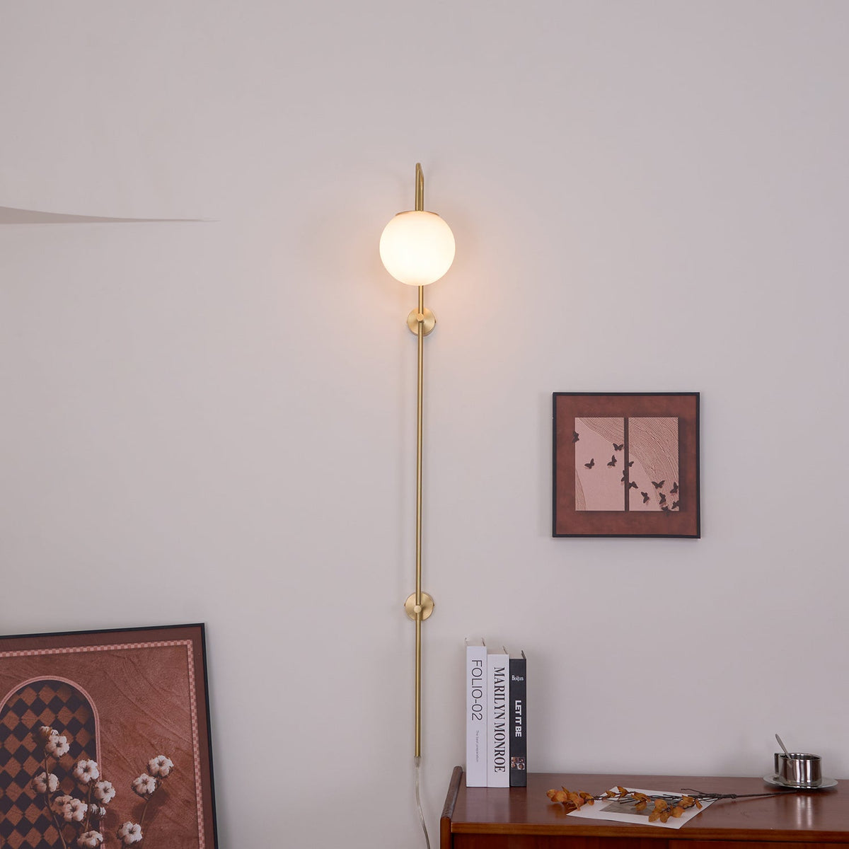 Evshaia aplique de pared Premium elegancia Globo con bombilla enchufable de latón y vidrio