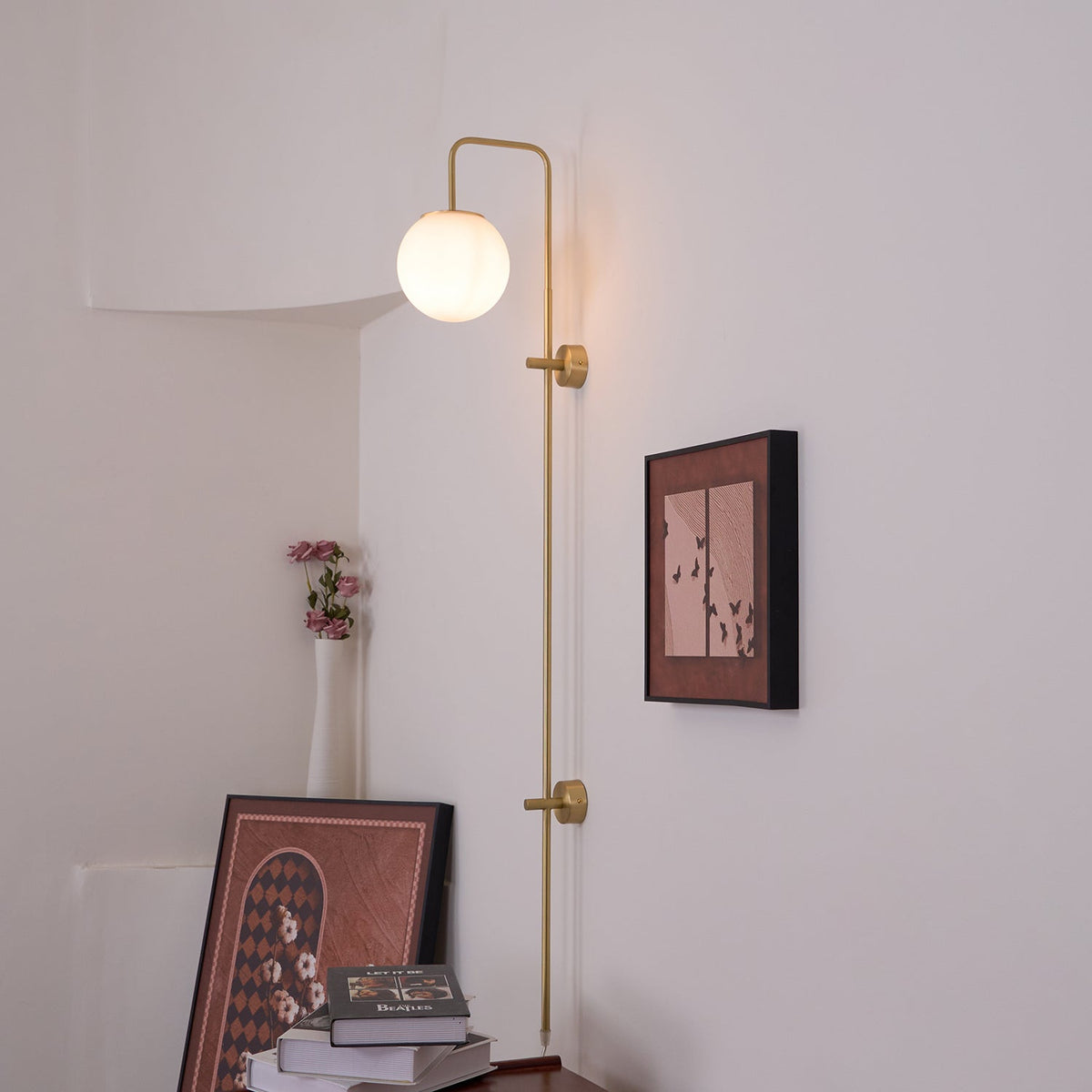 Evshaia aplique de pared Premium elegancia Globo con bombilla enchufable de latón y vidrio